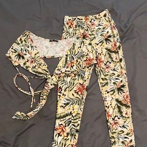 Blue S. Two Piece Set Flowers Tie Front Top and Leggings